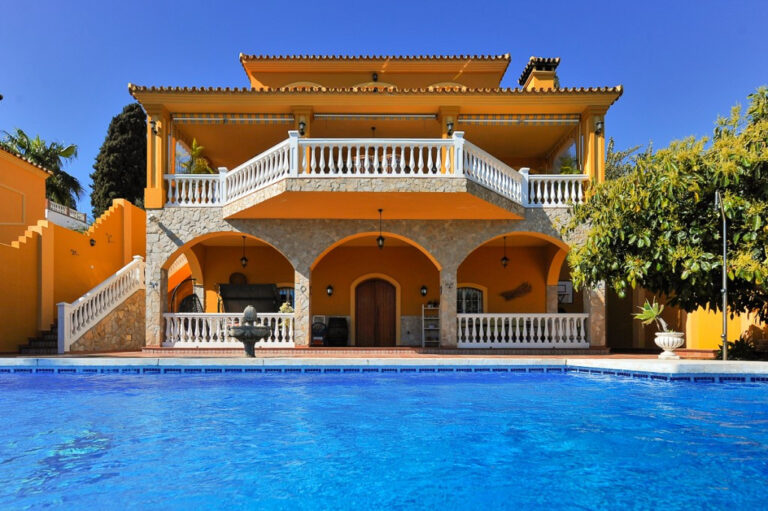 879669 detached villa costa del sol 5 bedrooms mijas costa e995000 1 768x511