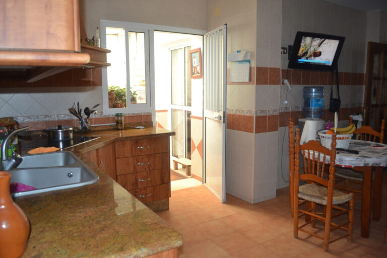 879711 semi detached villa costa del sol 6 bedrooms coin e375000 13 768x512