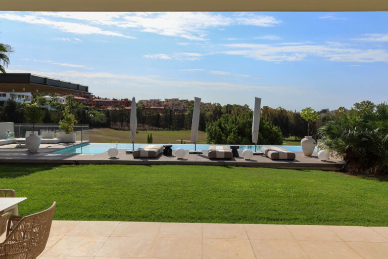 880002 detached villa costa del sol 5 bedrooms benahavis e4250000 8 768x512