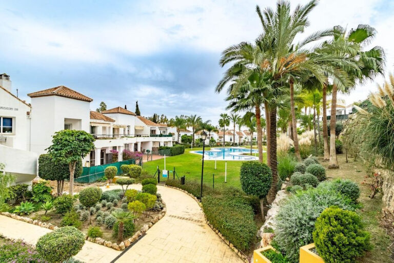 880035 penthouse apartment costa del sol 2 bedrooms nueva andalucia e330000 1 768x512