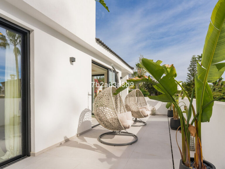 880167 detached villa costa del sol 5 bedrooms nueva andalucia e3350000 11 768x576