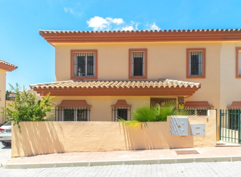 880476 semi detached villa costa del sol 3 bedrooms riviera del sol e425000 8 768x565