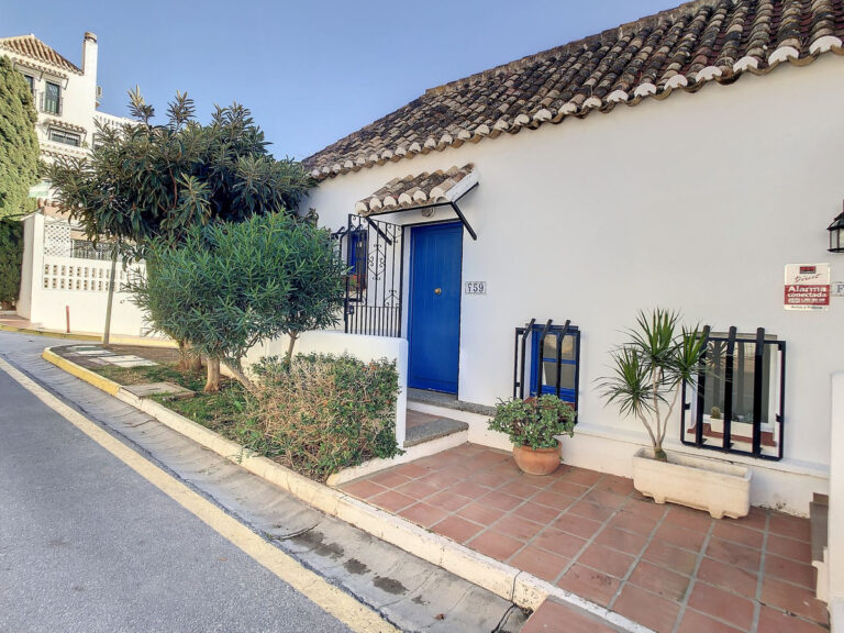 880551 terraced townhouse costa del sol 2 bedrooms mijas golf e249000 1 768x576