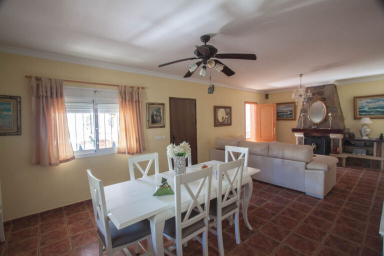 880887 finca villa costa del sol 6 bedrooms estepona e875000 10 768x512