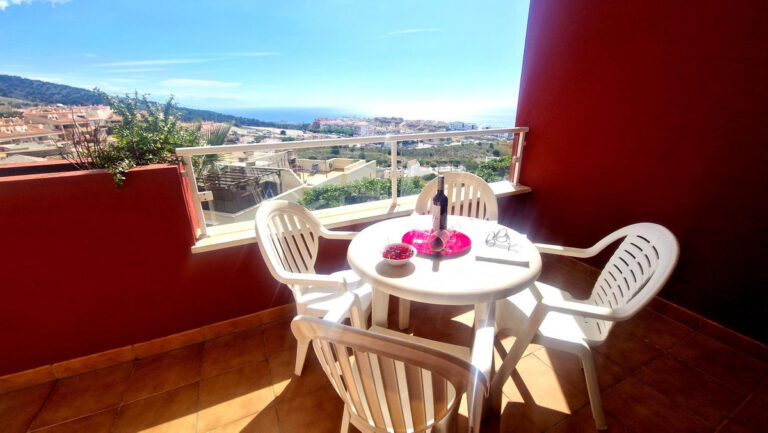 880905 middle floor apartment costa del sol 2 bedrooms benalmadena e259000 2 768x433