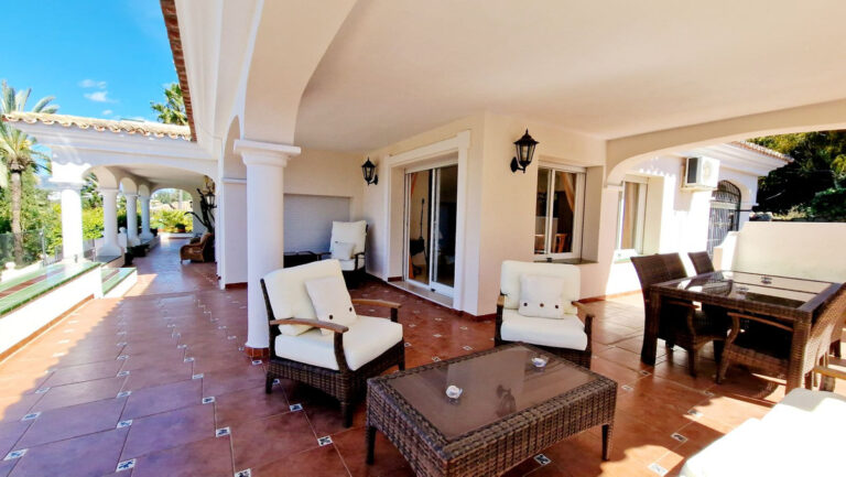 881047 detached villa costa del sol 4 bedrooms el paraiso e1950000 3 768x433