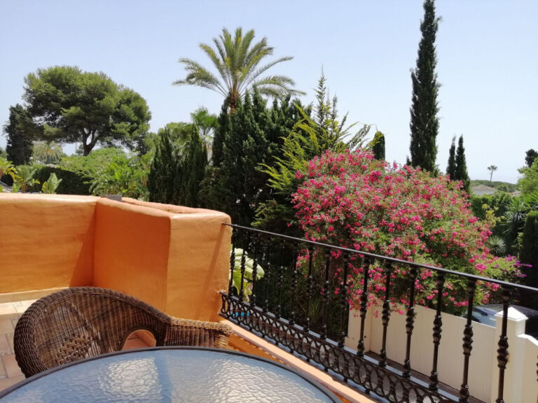 881095 middle floor apartment costa del sol 2 bedrooms estepona e300000 7 768x576