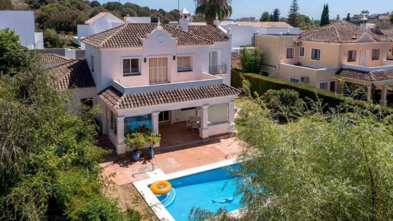 881146 detached villa costa del sol 3 bedrooms el paraiso e1190000 13 768x431