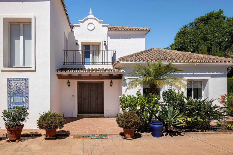 881146 detached villa costa del sol 3 bedrooms el paraiso e1190000 3 768x512