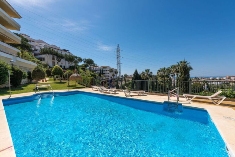 881296 middle floor apartment costa del sol 3 bedrooms riviera del sol e350000 12 768x512