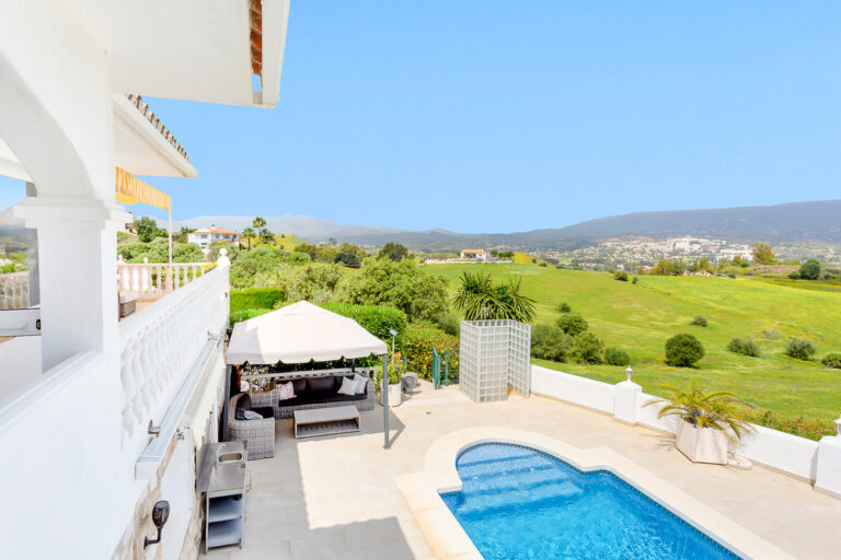 881326 detached villa costa del sol 4 bedrooms cerros del aguila e749000 11 768x512