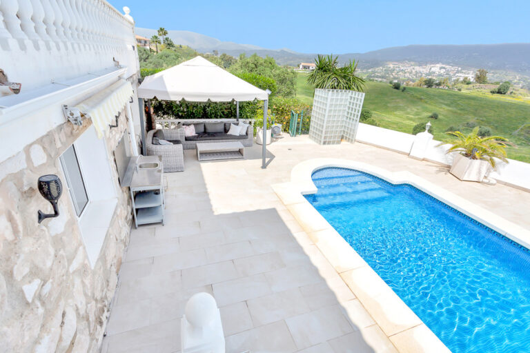 881326 detached villa costa del sol 4 bedrooms cerros del aguila e749000 14 768x512