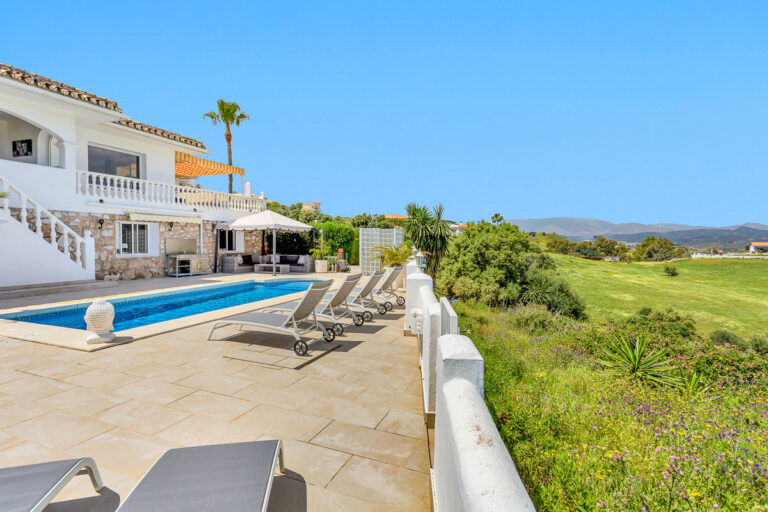 881326 detached villa costa del sol 4 bedrooms cerros del aguila e749000 2 768x512