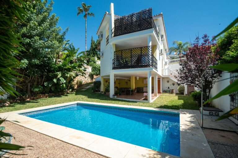 881332 detached villa costa del sol 5 bedrooms torreblanca e850000 1 768x510