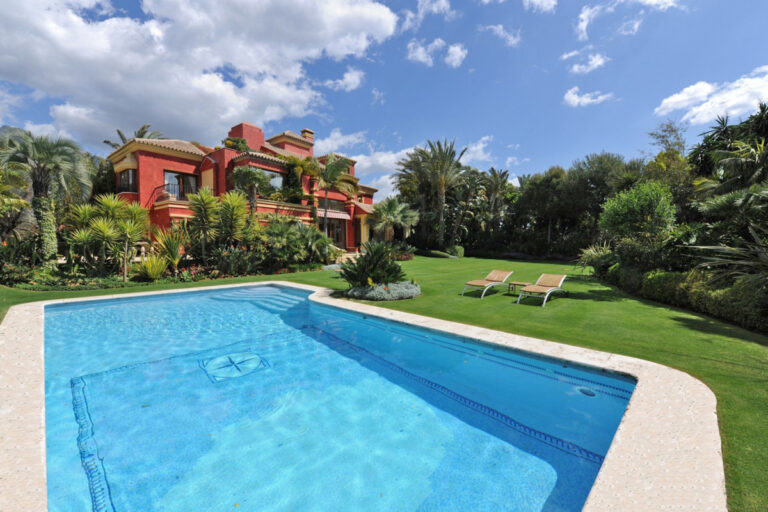 881381 detached villa costa del sol 4 bedrooms marbella e4500000 1 768x512