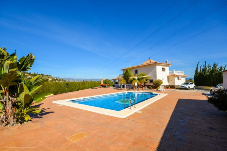 881390 finca villa costa del sol 5 bedrooms alhaurin de la torre e510000 1 768x513