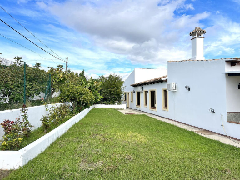 881414 detached villa costa del sol 3 bedrooms estepona e899000 14 768x576