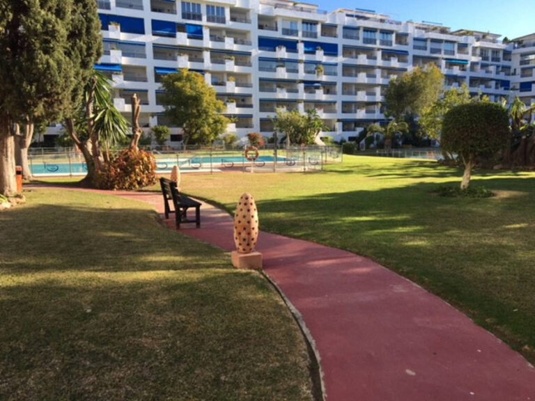 881432 middle floor apartment costa del sol 3 bedrooms puerto banus e550000 14 768x576