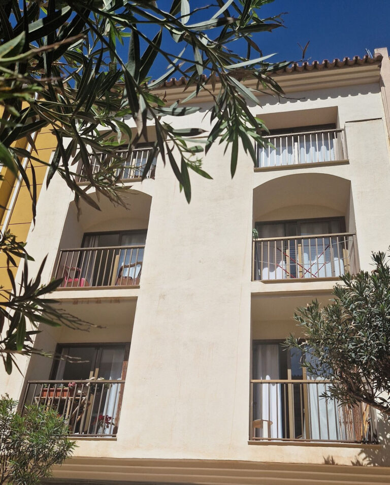 881672 other commercial costa del sol 3 bedrooms fuengirola e630000 1 768x955