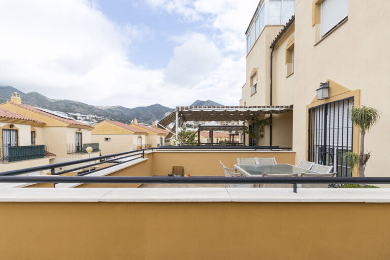 881762 terraced townhouse costa del sol 4 bedrooms torrequebrada e405000 1 1 768x512