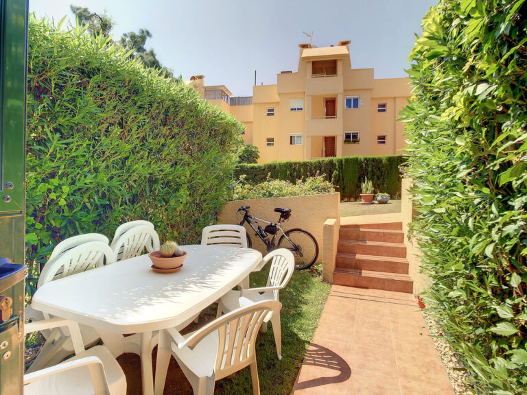 881843 terraced townhouse costa del sol 2 bedrooms calahonda e241500 1 1 768x576