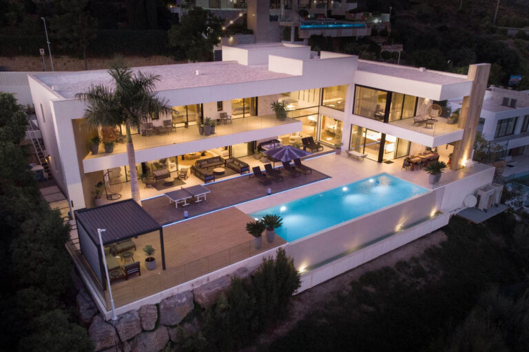 881891 detached villa costa del sol 5 bedrooms benahavis e6250000 1 1 768x512