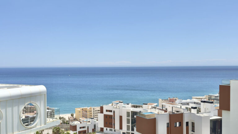 882173 middle floor apartment costa del sol 3 bedrooms fuengirola e680000 1 1 768x432