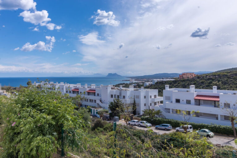 882293 terraced townhouse costa del sol 4 bedrooms manilva e400000 1 1 768x512