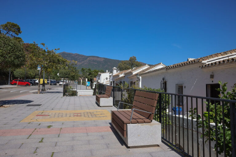 882302 middle floor apartment costa del sol 1 bedrooms benahavis e150000 11 768x512