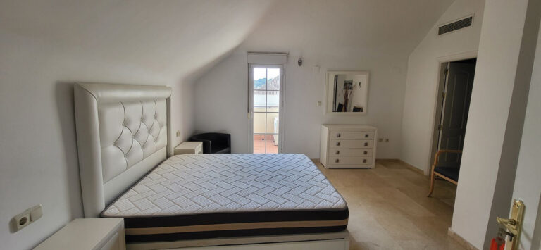 882383 penthouse duplex apartment costa del sol 3 bedrooms nueva andalucia e435000 12 768x355