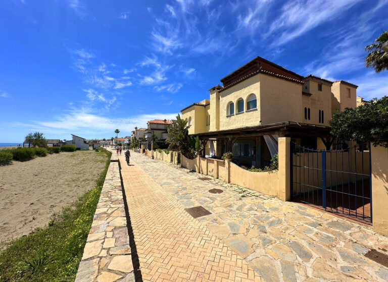 882473 semi detached townhouse costa del sol 4 bedrooms casares playa e750000 768x559