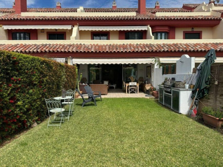 882500 terraced townhouse costa del sol 5 bedrooms the golden mile e1250000 2 768x577