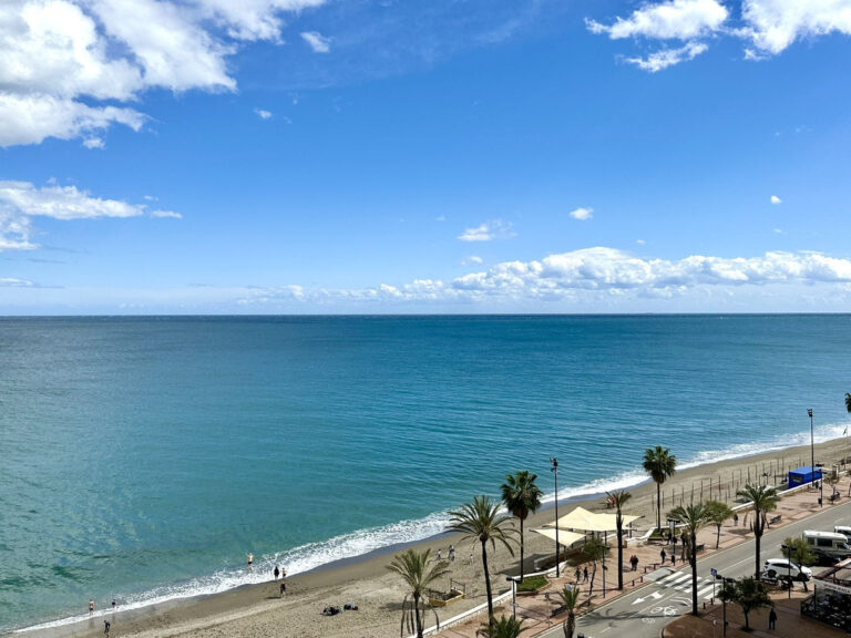 882662 middle floor apartment costa del sol 2 bedrooms fuengirola e550000 1 768x576