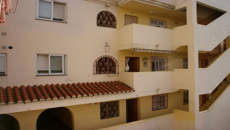 882854 middle floor apartment costa del sol 2 bedrooms los boliches e108900 4 768x435